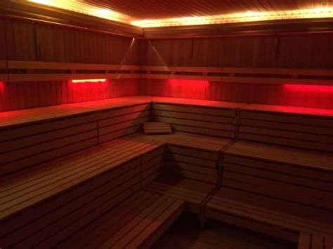 gay gym cruising|Gay Sauna and Bathhouse Etiquette